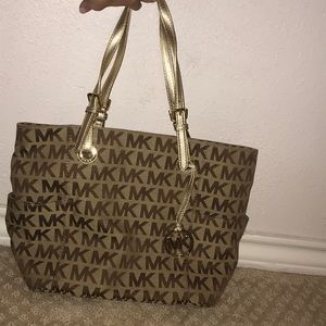 Michael Kors purse